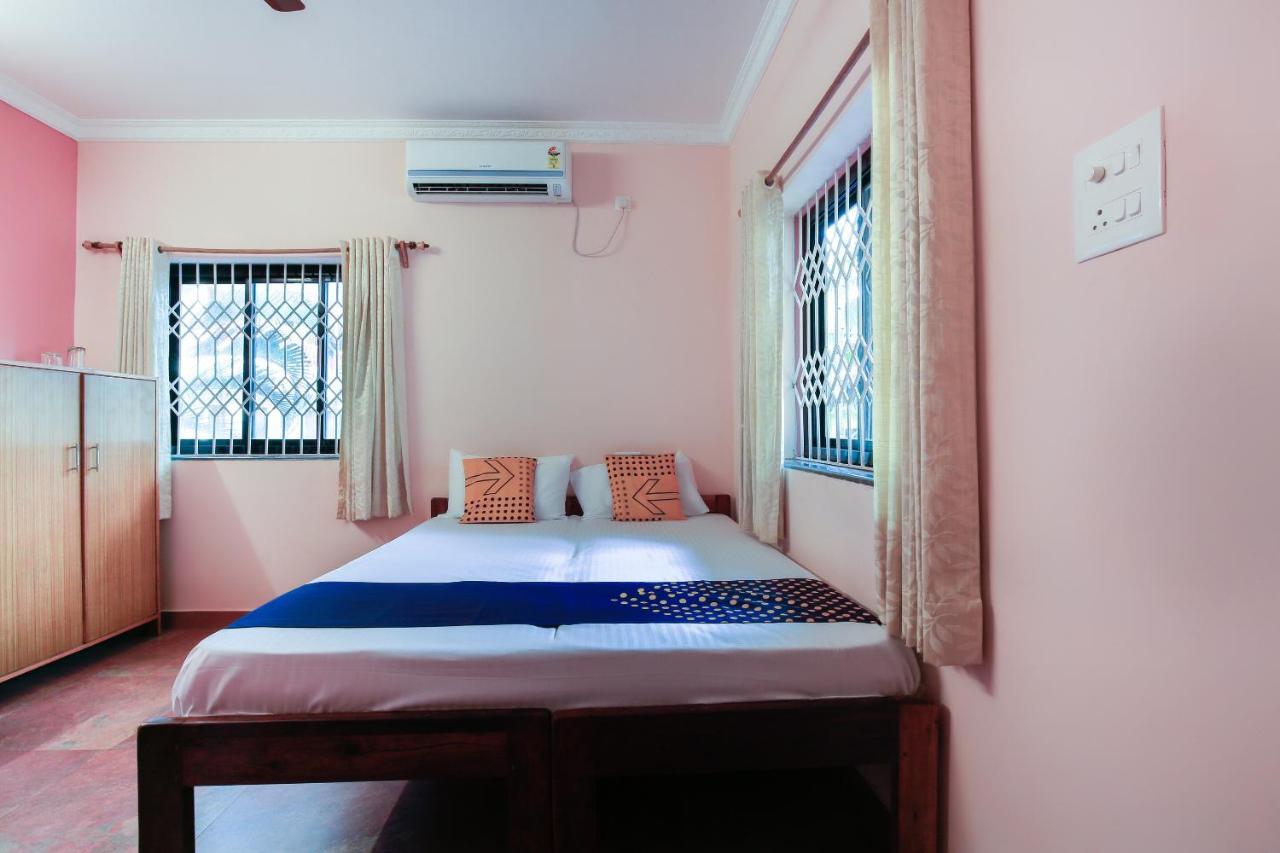 Gods Gift Guesthouse Arambol Exterior foto