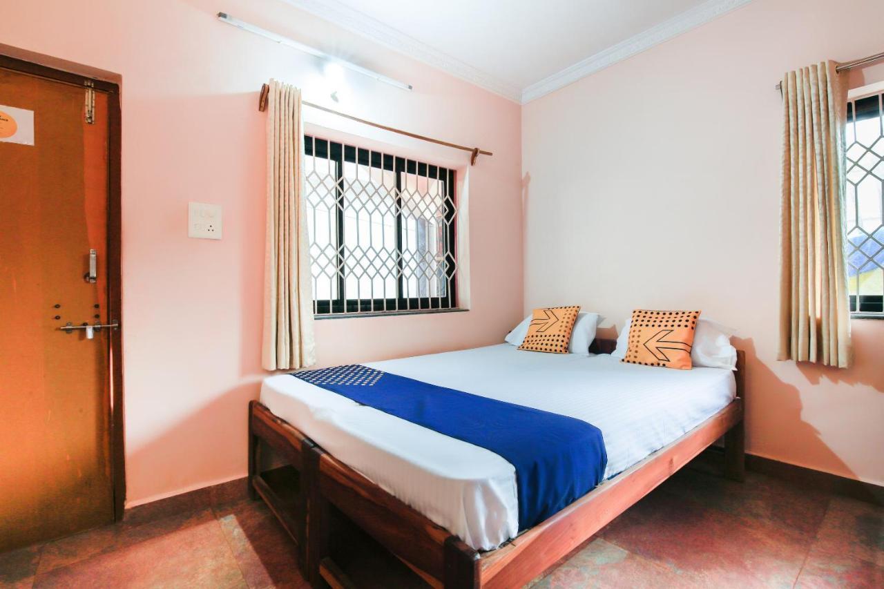 Gods Gift Guesthouse Arambol Exterior foto