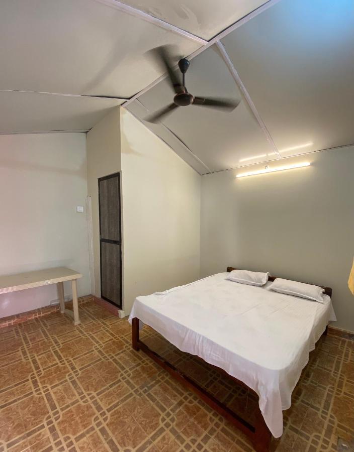 Gods Gift Guesthouse Arambol Exterior foto