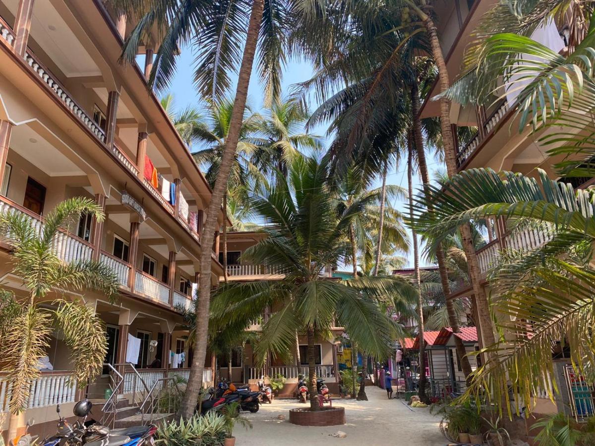 Gods Gift Guesthouse Arambol Exterior foto