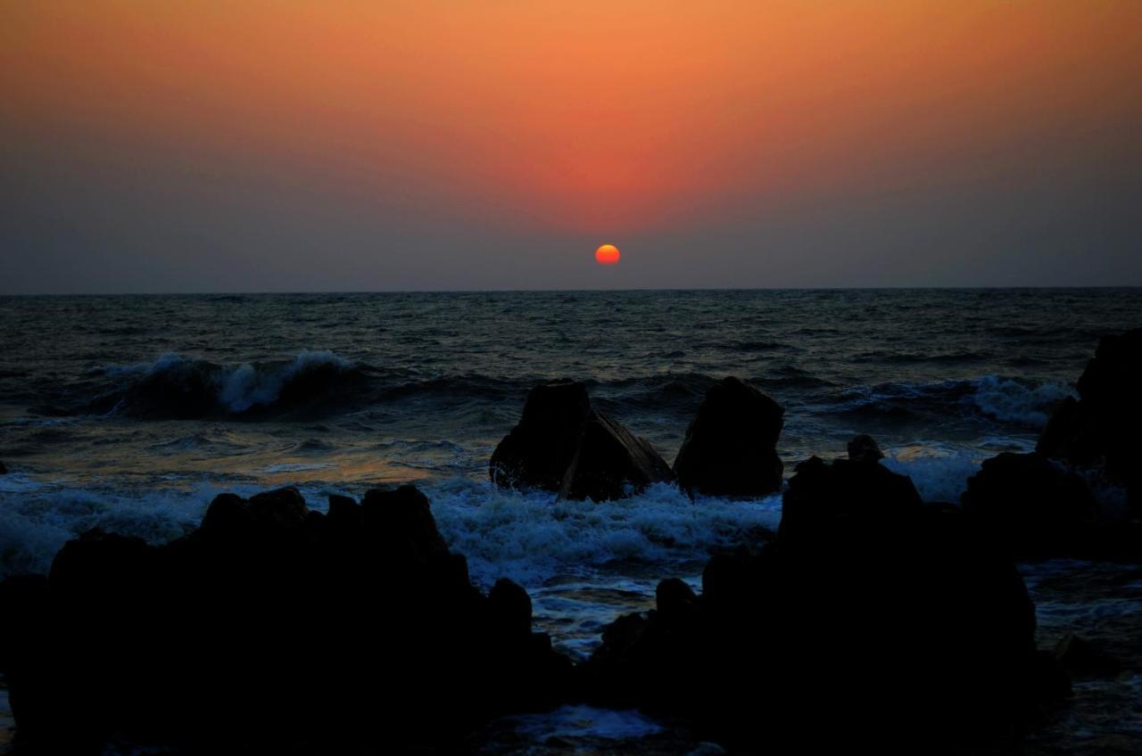 Gods Gift Guesthouse Arambol Exterior foto